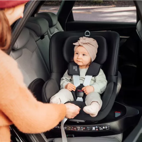 Britax Römer Dualfix M Plus 360° scaun auto (61-105 cm) - Night Blue